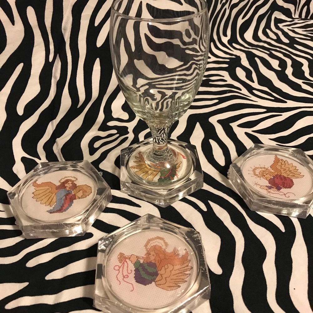 4 Elegant Angel Coasters